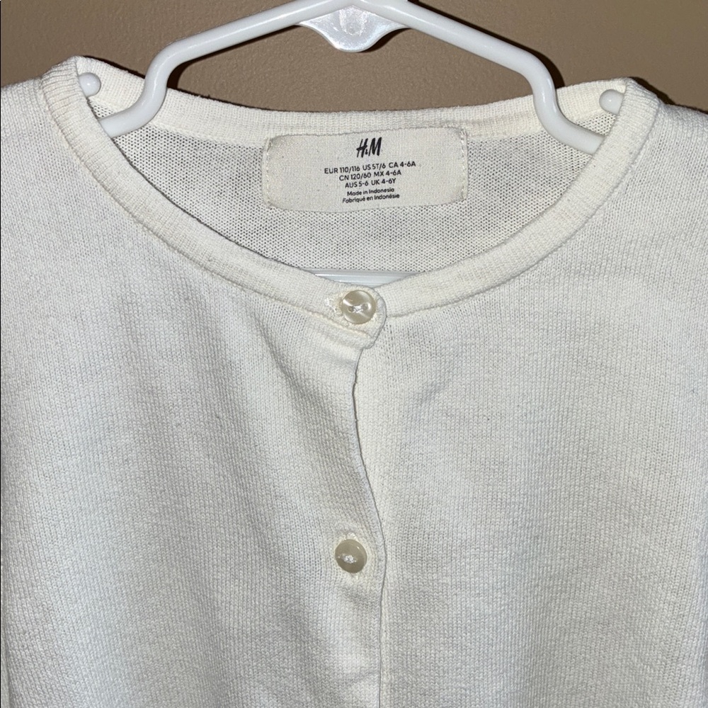 H&M Girls’ White Cotton Cardigan with Heart Accent - Picture 2 of 10